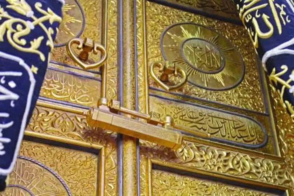 kaaba-door-lock-photo-by-unknown-photographer